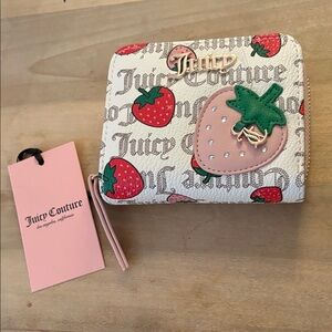 NWT Juicy Couture Freshly Picked Small Zip Around Wallet in White